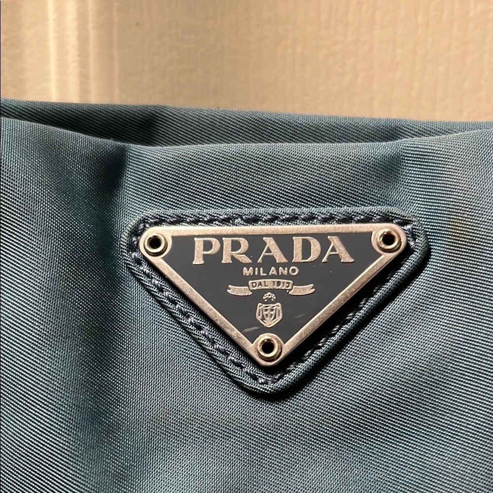 Flawed Prada Tessuto City Nylon Tote Bag Sophisticated Design Iridescent accents - Picture 3 of 17